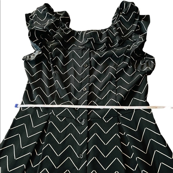 WHO WHAT WEAR WOMENS PRETTY SLEEVELESS DRESS SIZE SMALL - Picture 5 of 10